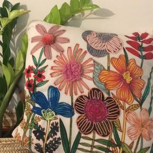 NEW Hallmark Geninne Zlatkis Embroidered Pillow